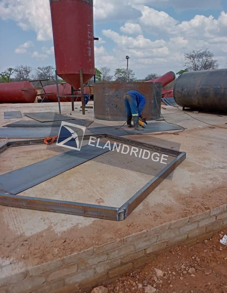 Fitting tank plates on the plant foundation